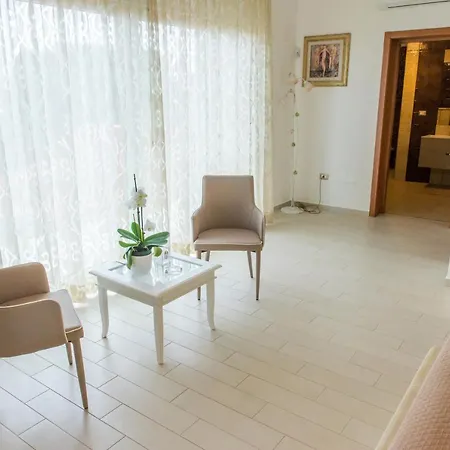 Vista Allegra Pagoda - Con Piscina Villa