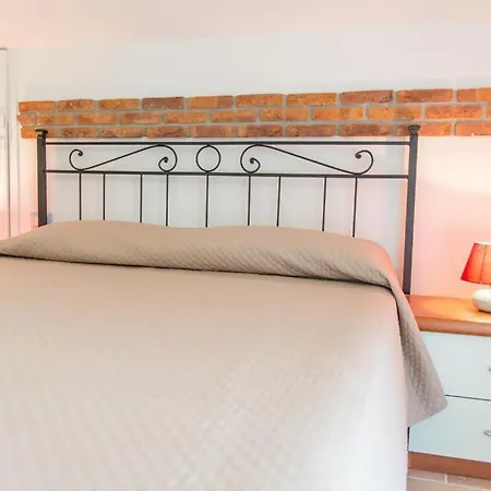 Vista Allegra Pagoda - Con Piscina *