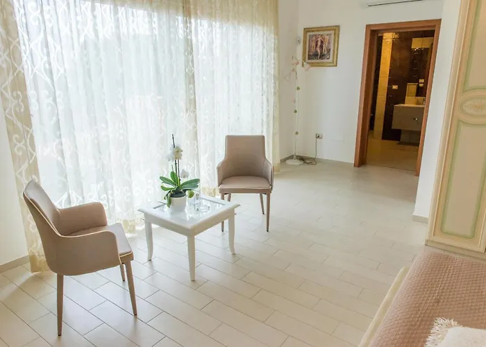 Vista Allegra Pagoda - Con Piscina Villa